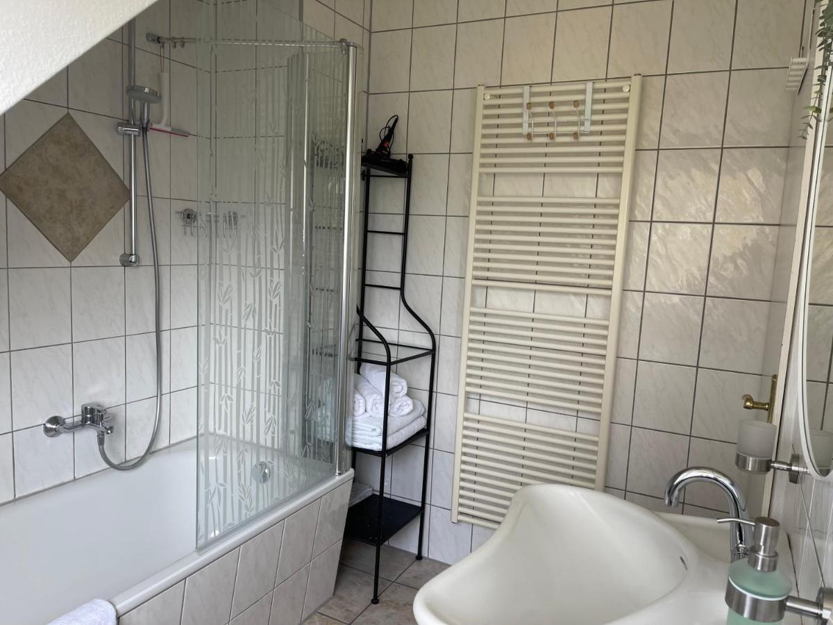 Am Apfelbaum, Ein Ferienhaus Zwischen Rhein Und Mosel Kastellaun Bagian luar foto